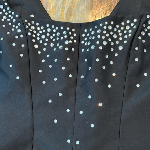 Cache - Picture 3 of 5